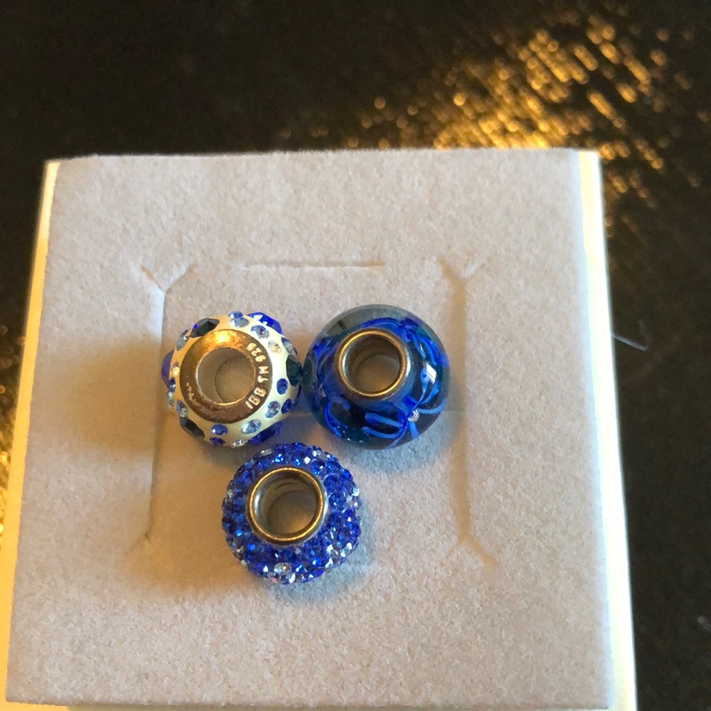 Beautiful faux Pandora charm beads bundle